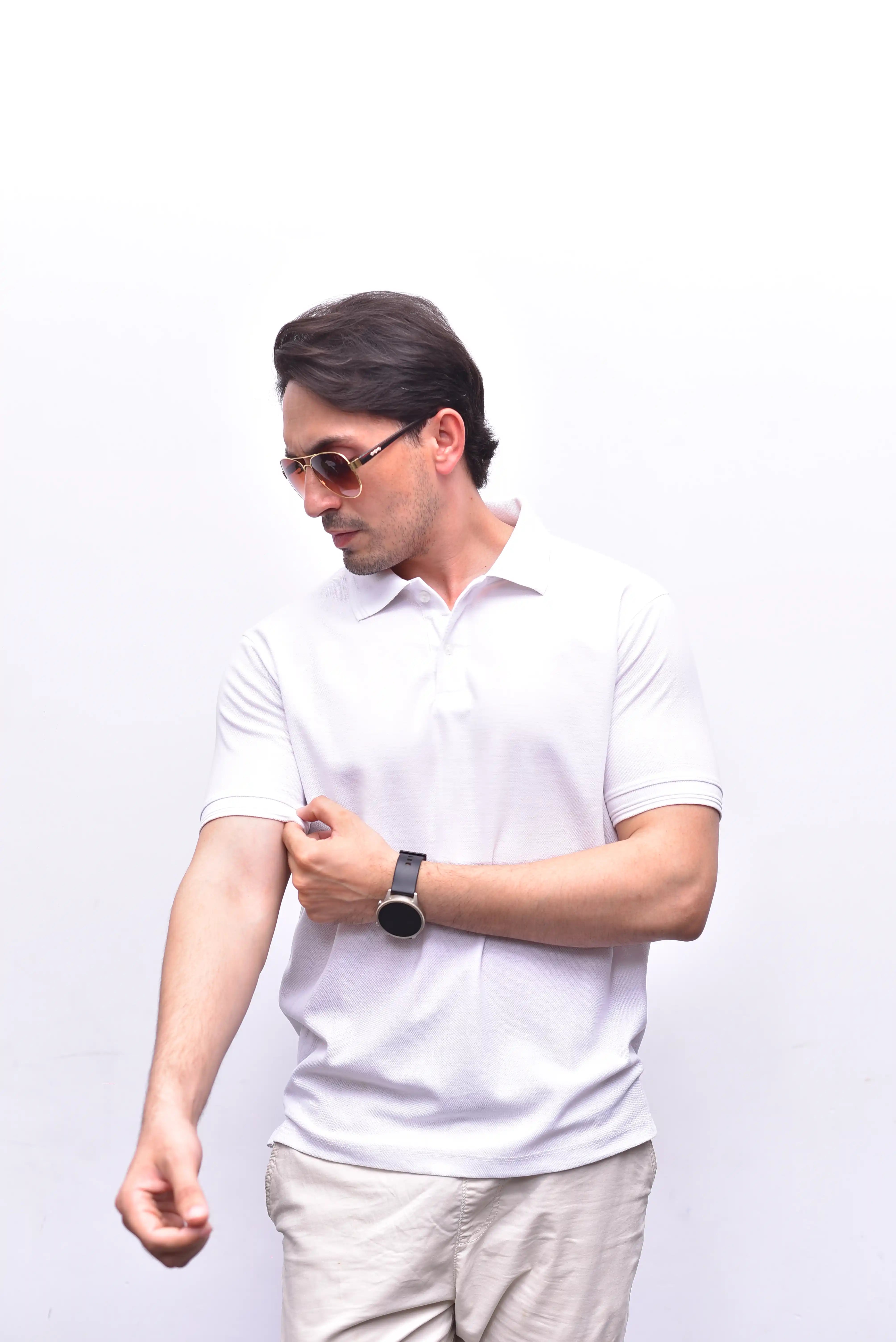 White Polo Classic – Smart Collar Relax Fit Polo | The Vibss
