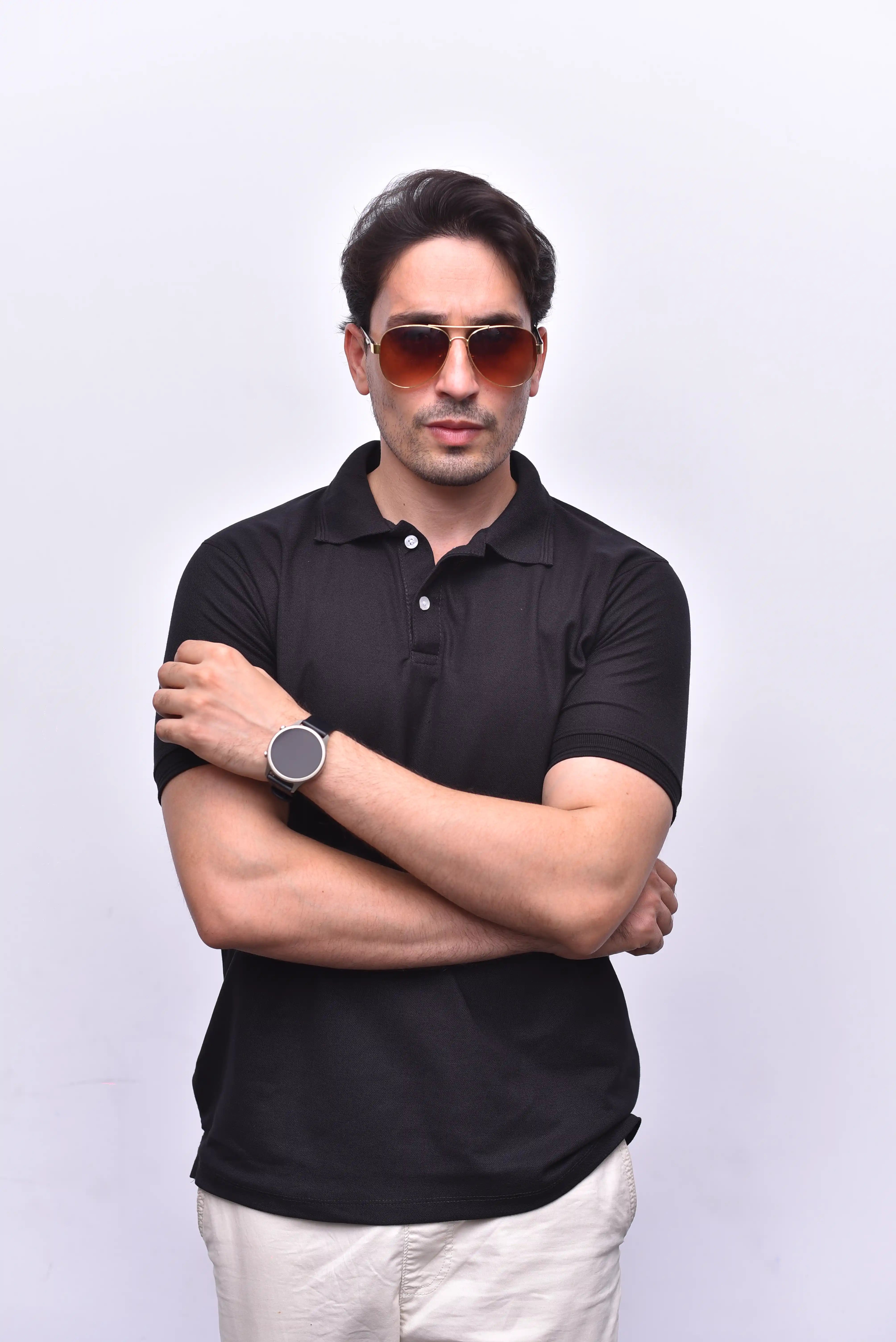 Jet Black Polo Classic – Elegant Black Polo | The Vibss