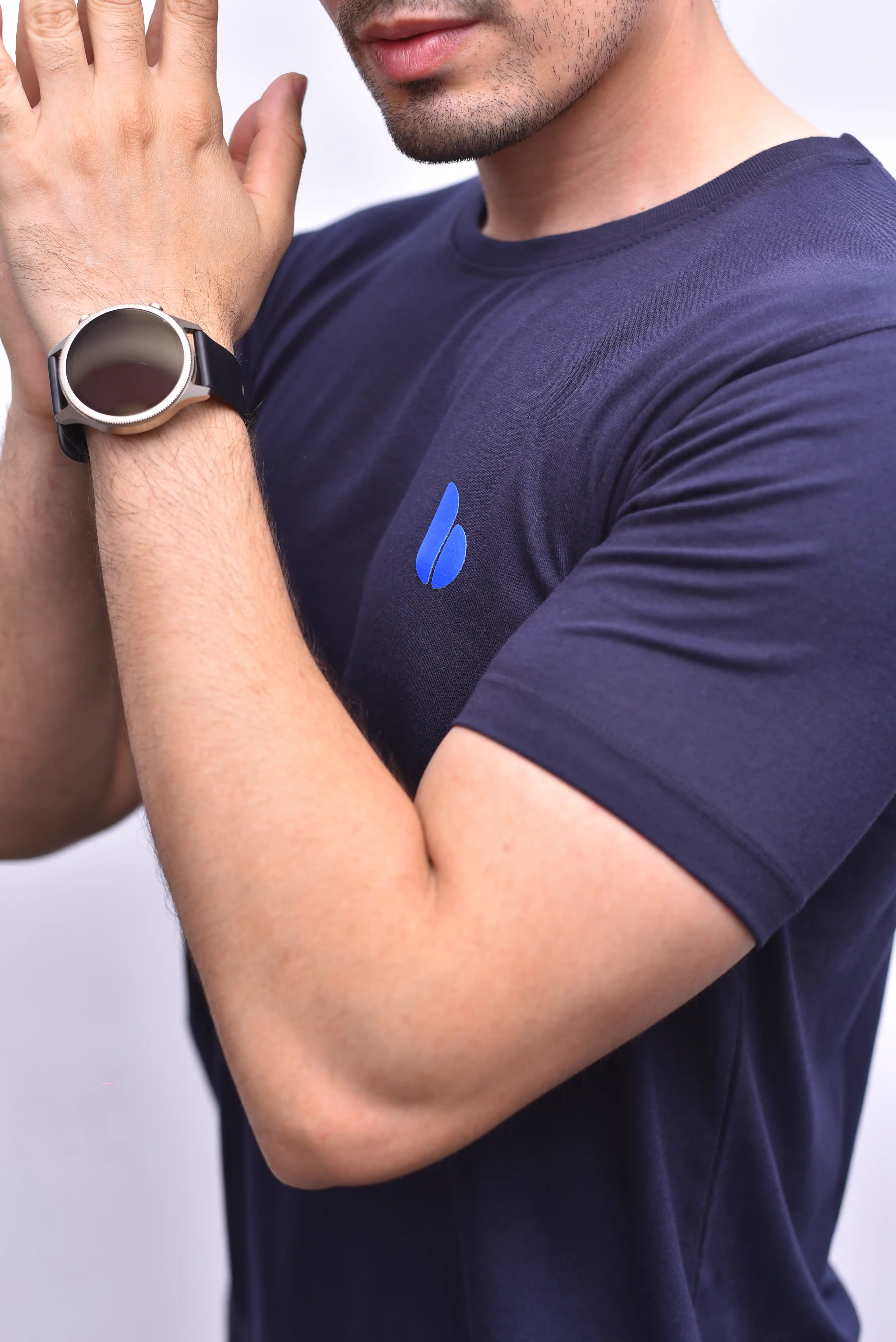 Blue Round Neck Tee – Classic Everyday Comfort | The Vibss